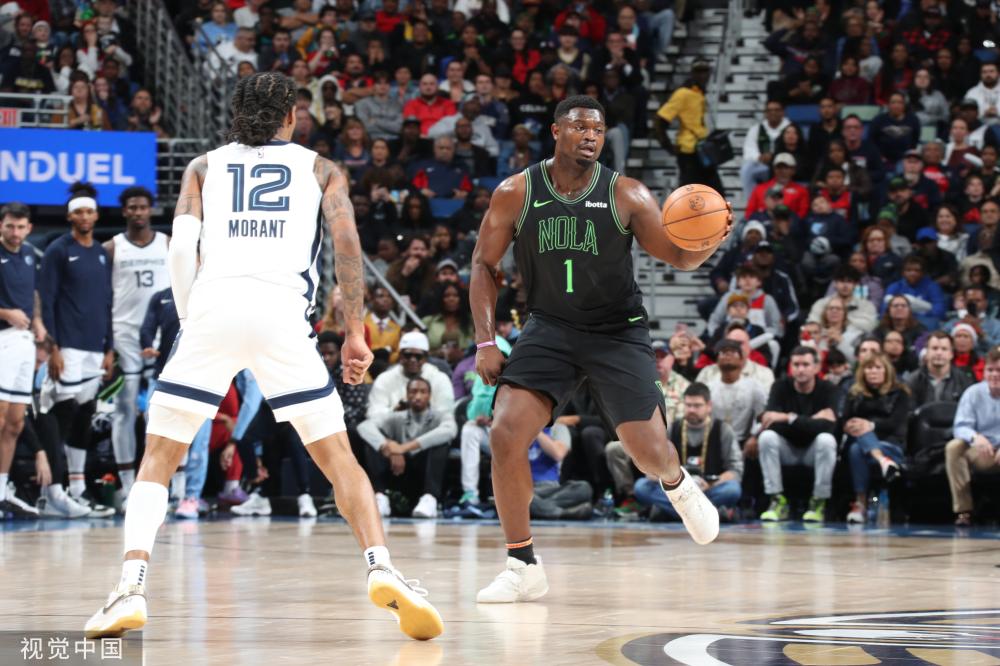 将球吊向近 将球吊向近