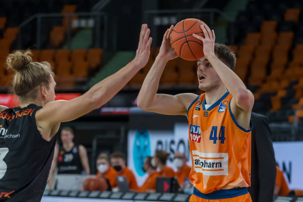 迪亚在攻防 迪亚在攻防